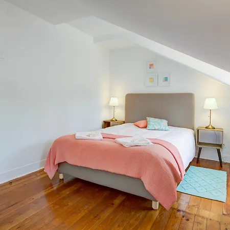Principe Real Views By Homing Apartment *