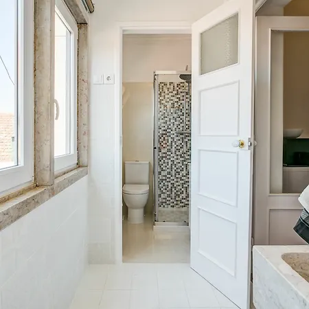 Apartment Principe Real Views By Homing Lisbon