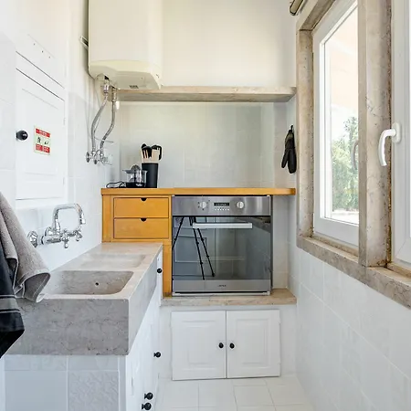 Apartment Principe Real Views By Homing Lisbon